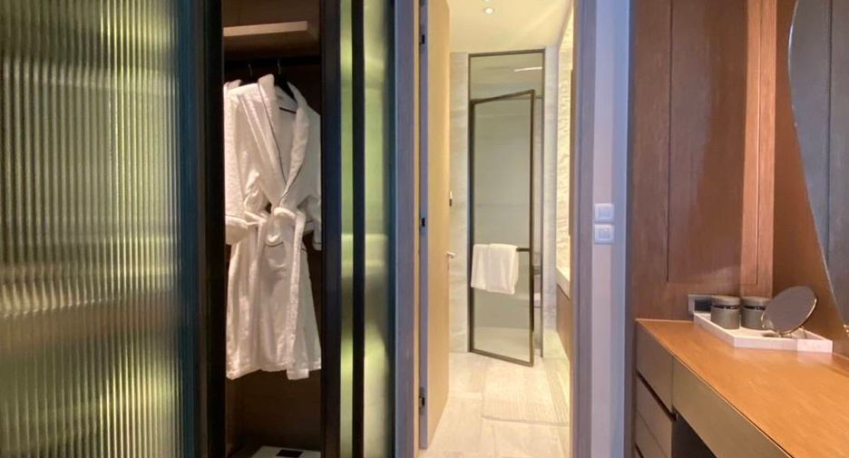 For sale 1 bed condo in Pathum Wan, Bangkok