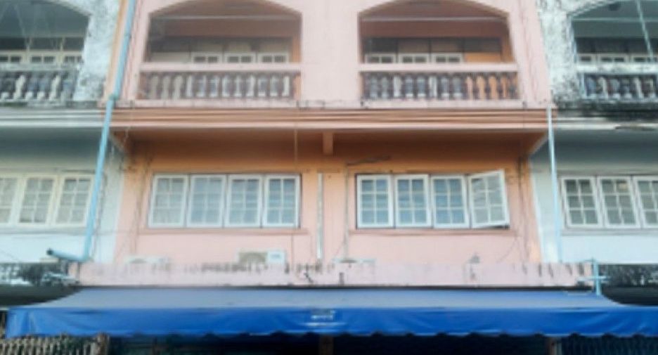 ขาย 14 เตียง พื้นที่ค้าปลีก ใน เมืองชลบุรี, ชลบุรี