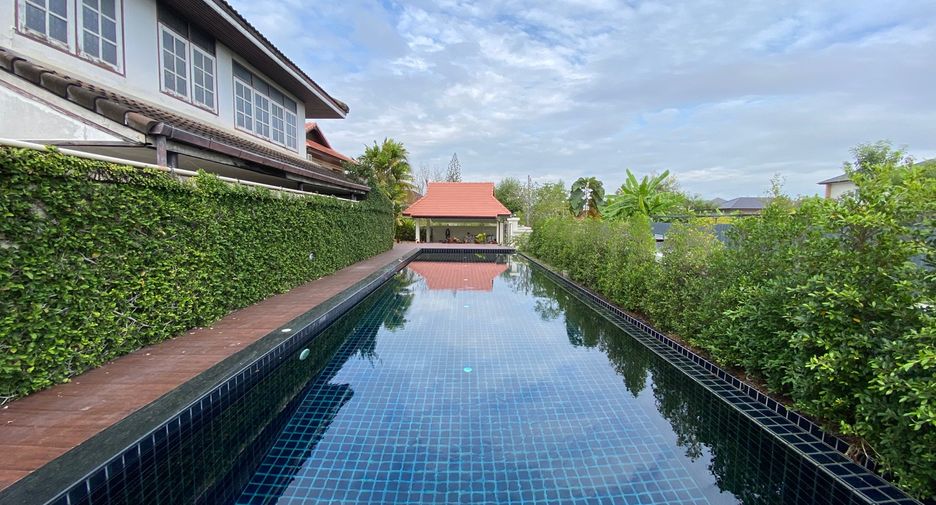 For rent and for sale 4 bedrooms house in Saraphi, Chiang Mai