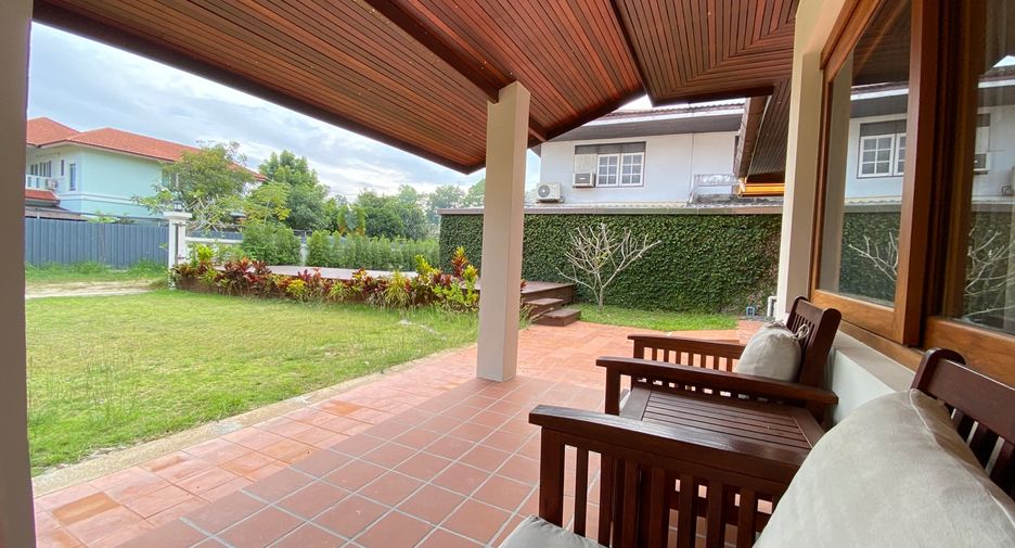 For rent and for sale 4 bedrooms house in Saraphi, Chiang Mai