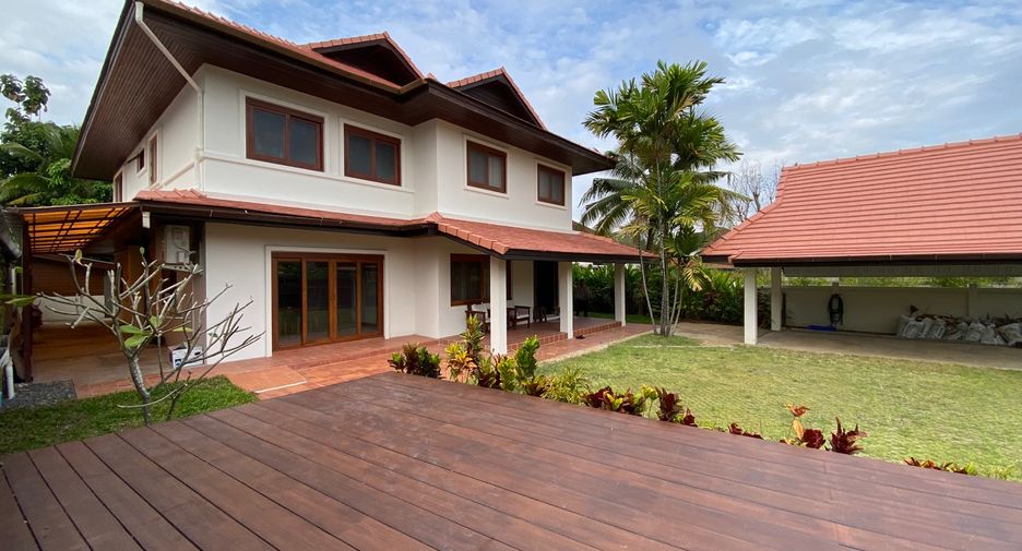 For rent and for sale 4 bedrooms house in Saraphi, Chiang Mai