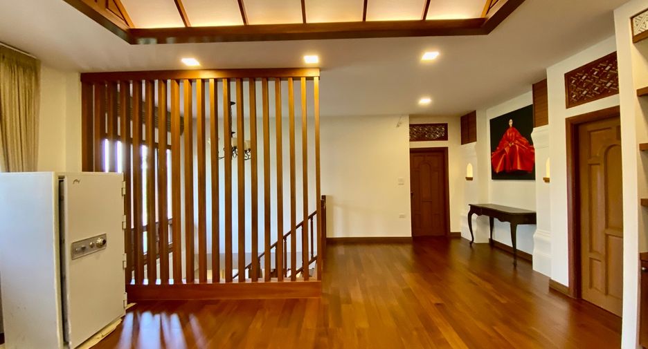 For rent and for sale 4 bedrooms house in Saraphi, Chiang Mai