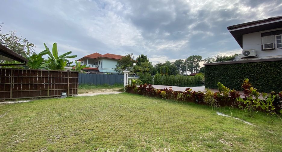 For rent and for sale 4 bedrooms house in Saraphi, Chiang Mai