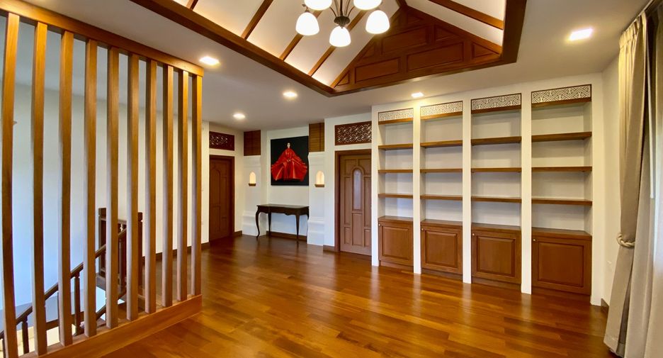 For rent and for sale 4 bedrooms house in Saraphi, Chiang Mai