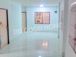 For sale 3 bedrooms townhouse in Hua Hin, Prachuap Khiri Khan
