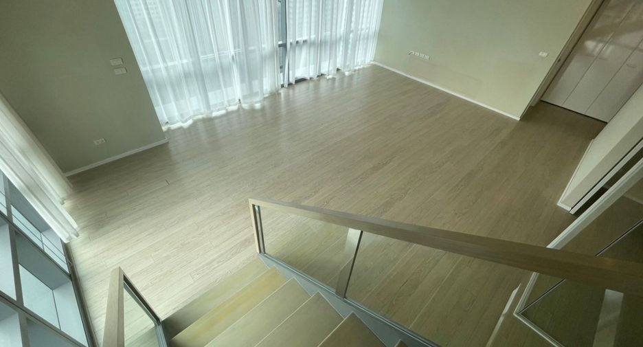 For sale 2 bedrooms condo in Watthana, Bangkok