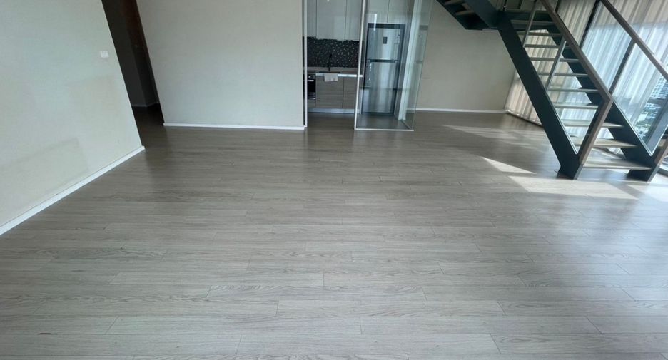 For sale 2 bedrooms condo in Watthana, Bangkok