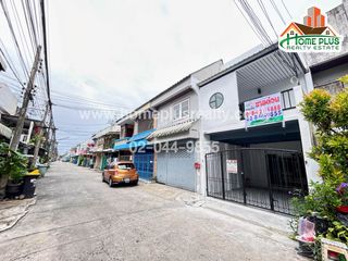 For sale 2 bedrooms townhouse in Bang Na, Bangkok