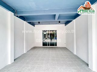 For sale 2 bedrooms townhouse in Bang Na, Bangkok