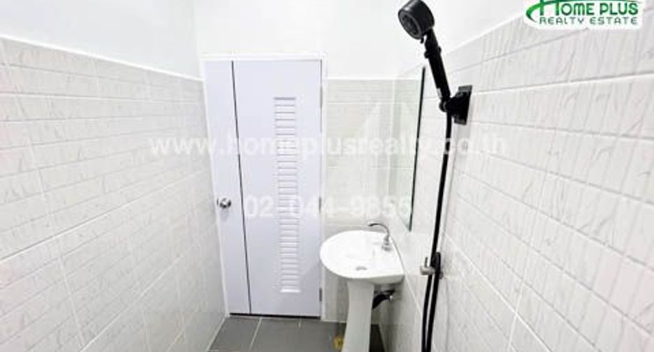Продажа 2 спальни таунхаус в Банг На, Бангкок