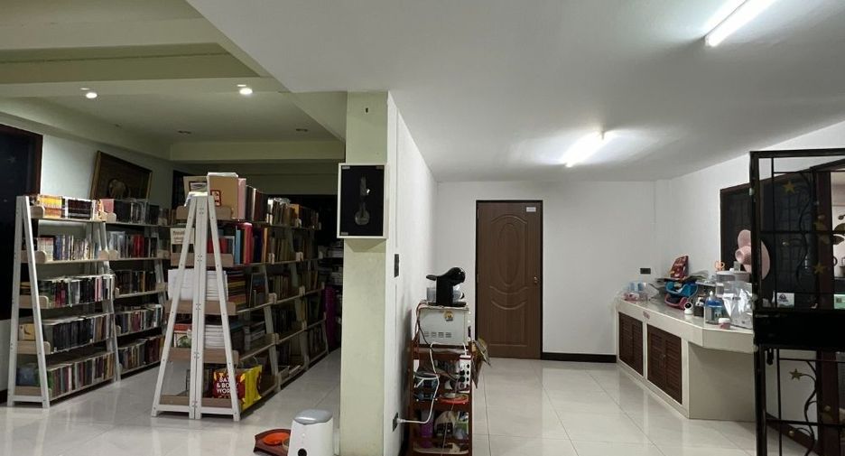 Продажа 4 спальни дом в Mueang Nonthaburi, Нонтабури