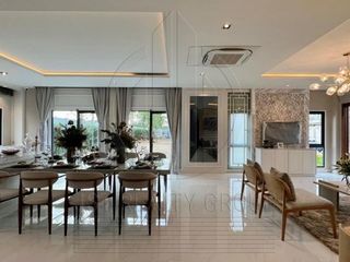 Haus zum Kauf mit 5 Zimmer in Bang Phli, Samut Prakan