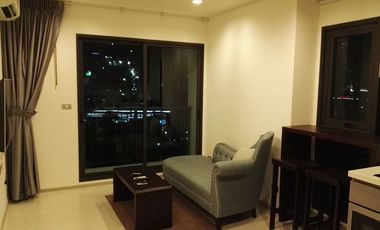For sale 1 bed condo in Khlong Toei, Bangkok