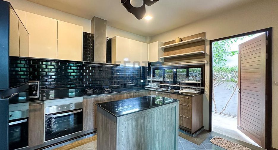 For rent and for sale 4 bedrooms house in Hang Dong, Chiang Mai