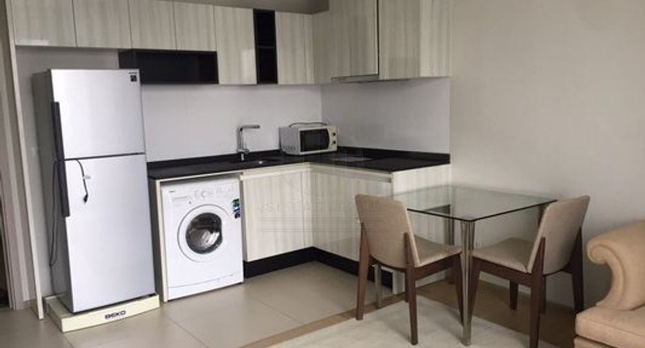 Wohnung zur Miete und zum Kauf mit 1 Zimmer in Watthana, Bangkok