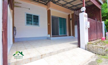 For sale 4 bedrooms townhouse in Nong Chok, Bangkok