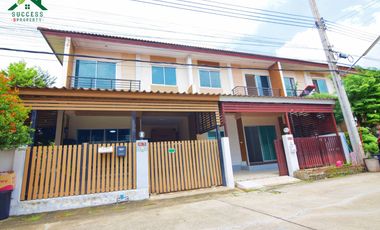 For sale 4 bedrooms townhouse in Nong Chok, Bangkok