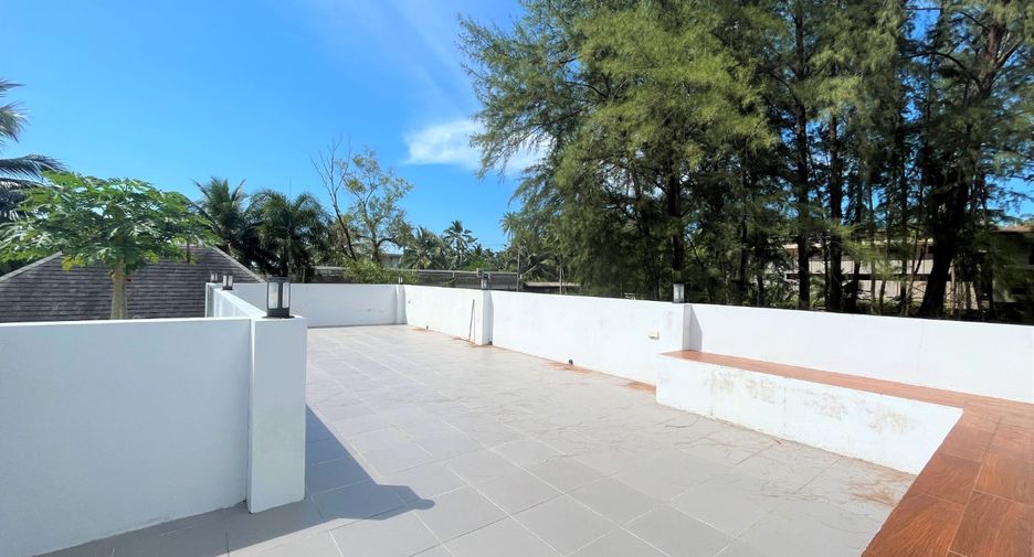For sale 6 Beds villa in Takua Pa, Phang Nga