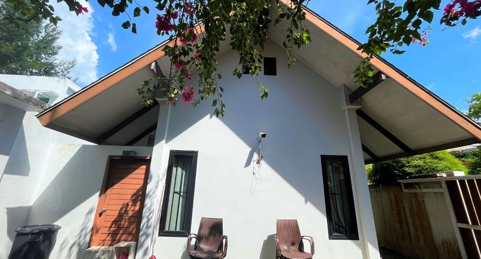 For sale 6 Beds villa in Takua Pa, Phang Nga