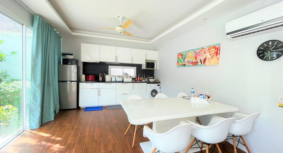 For sale 6 Beds villa in Takua Pa, Phang Nga