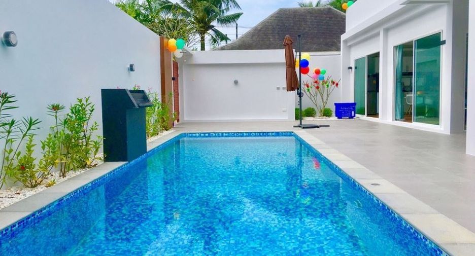 For sale 6 Beds villa in Takua Pa, Phang Nga