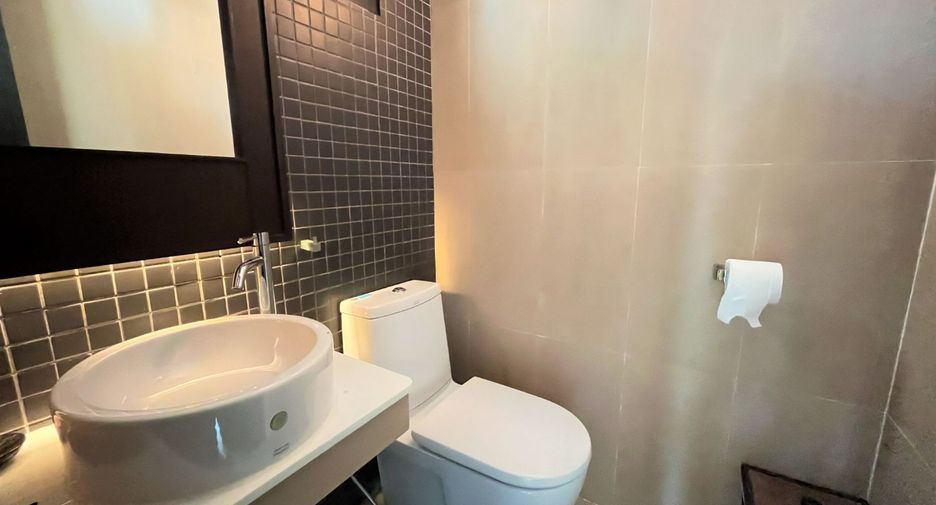 For sale 6 Beds villa in Takua Pa, Phang Nga