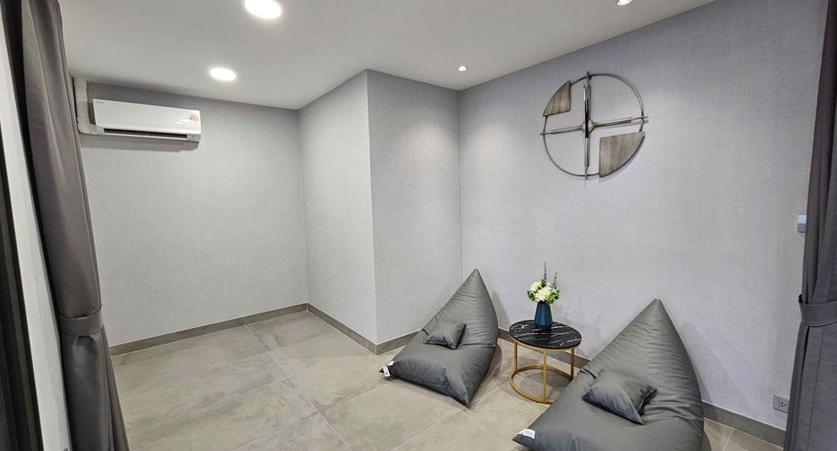 For rent and for sale 3 bedrooms condo in Watthana, Bangkok