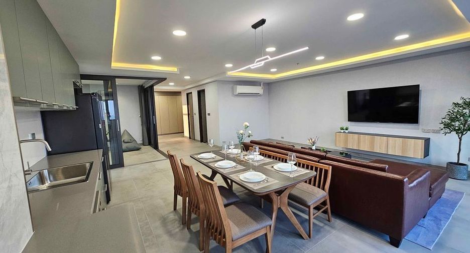 For rent and for sale 3 bedrooms condo in Watthana, Bangkok