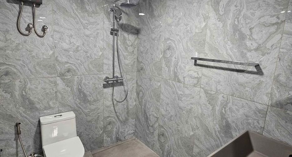 For rent and for sale 3 bedrooms condo in Watthana, Bangkok