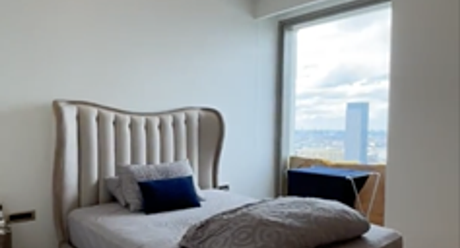 For sale 3 bed condo in Khlong San, Bangkok