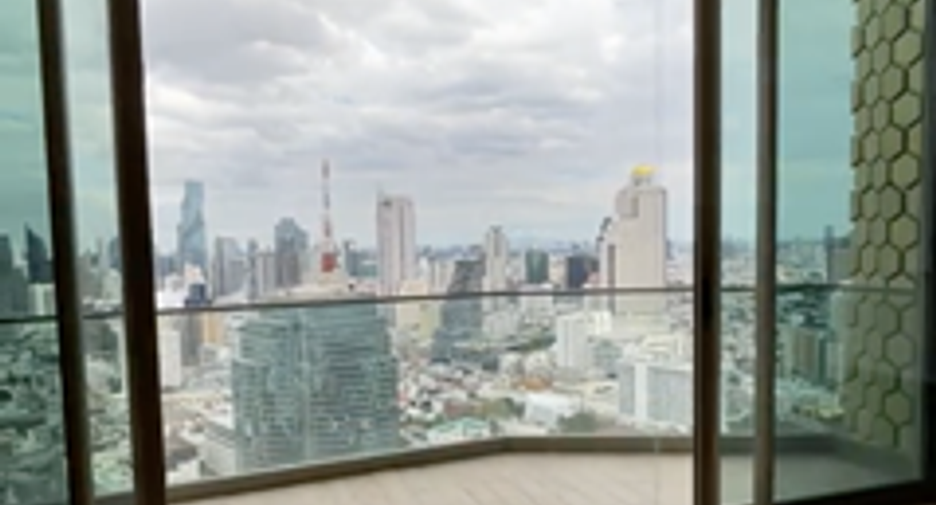 For sale 3 bed condo in Khlong San, Bangkok