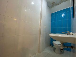Reihenhaus zur Miete und zum Kauf mit 4 Zimmer in Khlong Toei, Bangkok