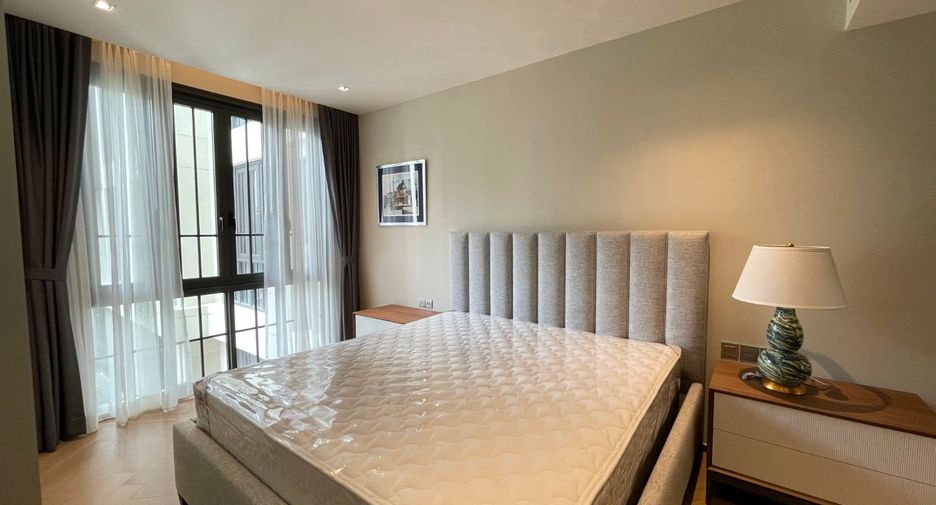For rent 2 bedrooms condo in Watthana, Bangkok