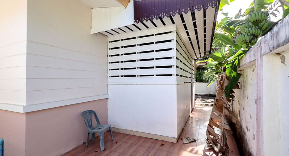 For rent and for sale 4 bedrooms house in Thalang, Phuket