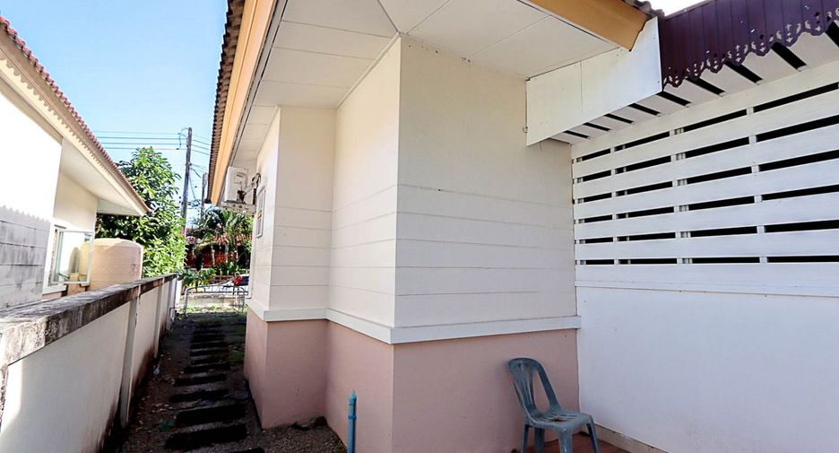 For rent and for sale 4 bedrooms house in Thalang, Phuket