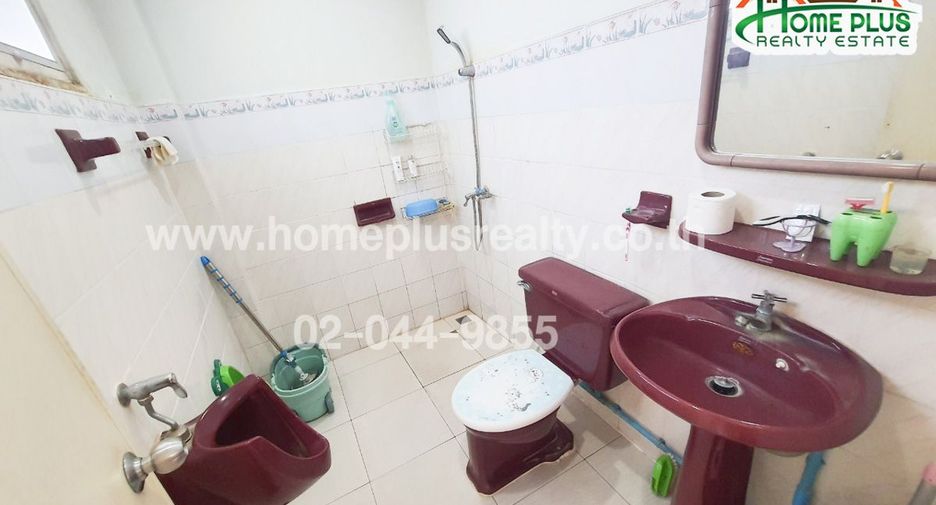 For sale 3 bedrooms house in Nong Chok, Bangkok