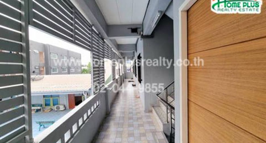 For sale 20 bedrooms apartment in Yan Nawa, Bangkok