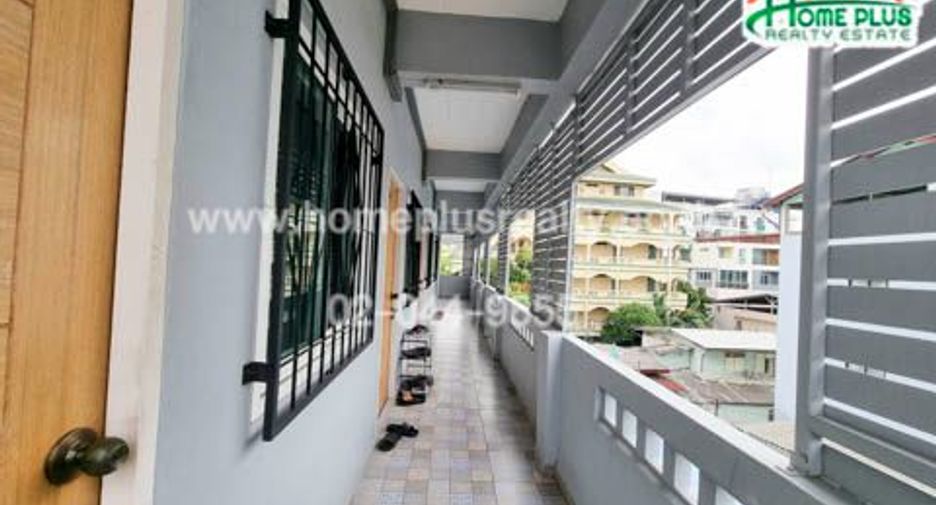 For sale 20 bedrooms apartment in Yan Nawa, Bangkok