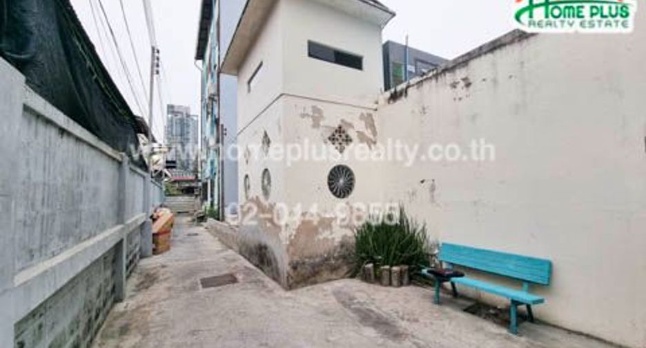 For sale 20 bedrooms apartment in Yan Nawa, Bangkok