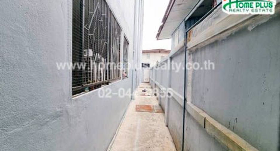 For sale 20 bedrooms apartment in Yan Nawa, Bangkok