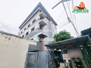For sale 20 bed apartment in Yan Nawa, Bangkok