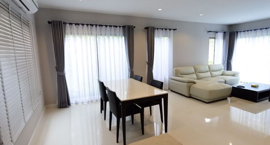 For rent 3 bedrooms house in Suan Luang, Bangkok