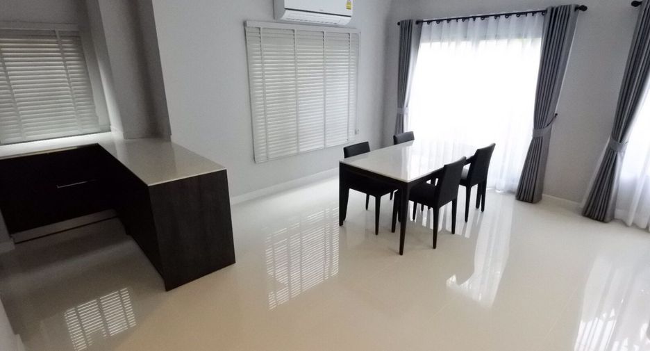 For rent 3 bedrooms house in Suan Luang, Bangkok