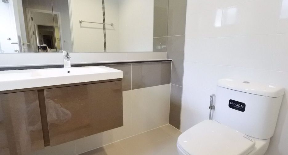 For rent 3 bedrooms house in Suan Luang, Bangkok