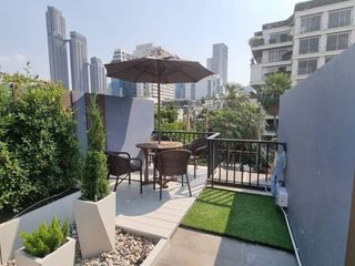 Reihenhaus zur Miete mit 3 Zimmer in Watthana, Bangkok