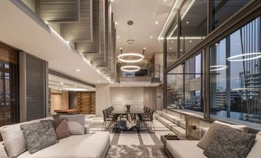For sale 4 ベッドルーム condo in Watthana, Bangkok