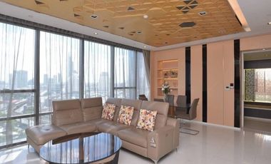 For rent 2 bedrooms condo in Sathon, Bangkok