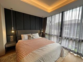 For rent そして for sale 5 Beds house in Yan Nawa, Bangkok