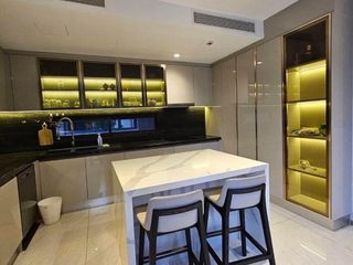 For rent そして for sale 5 Beds house in Yan Nawa, Bangkok