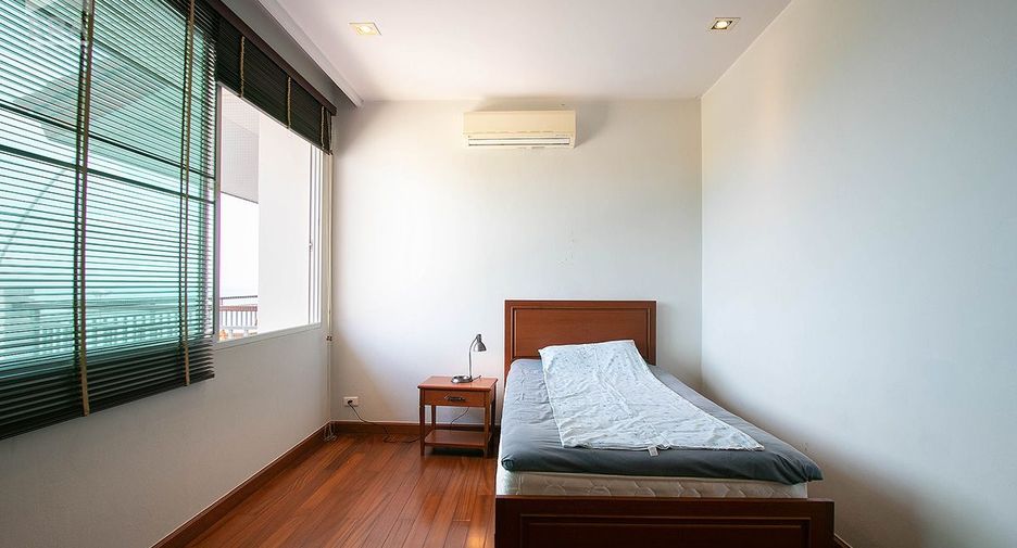 À vendre 3 chambres condo à Klaeng, Rayong